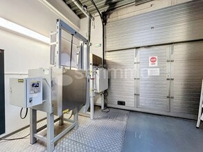 415 Rue Claude Nicolas Ledoux, Aix-en-Provence for lease Interior Photo- Image 1 of 4