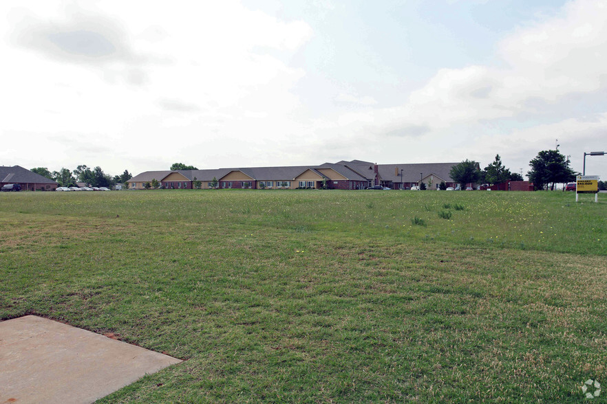 11300 N Council Rd, Oklahoma City, OK for sale - Primary Photo - Image 1 of 1