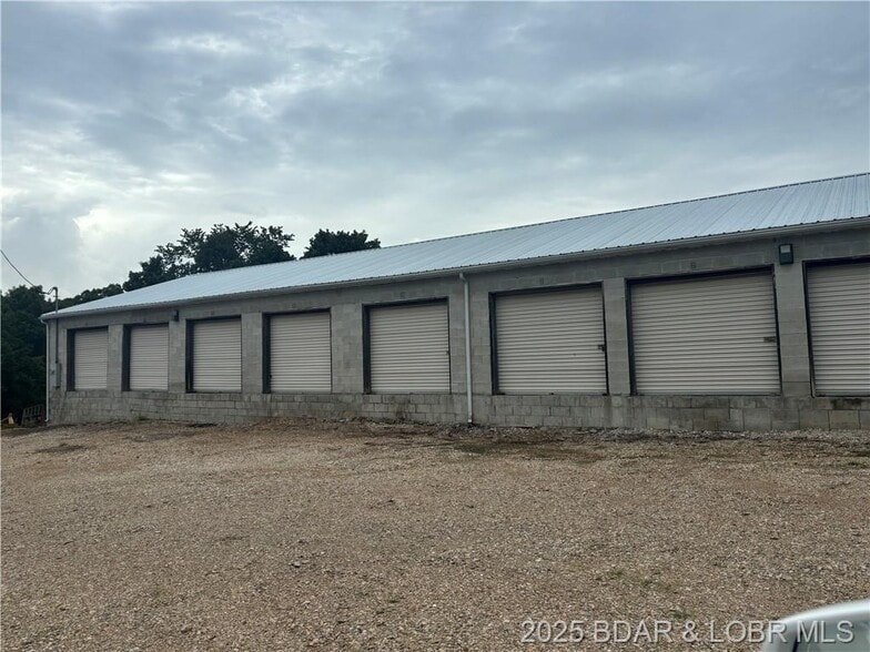 633 Hiland cir, Kaiser, MO for sale - Building Photo - Image 3 of 16