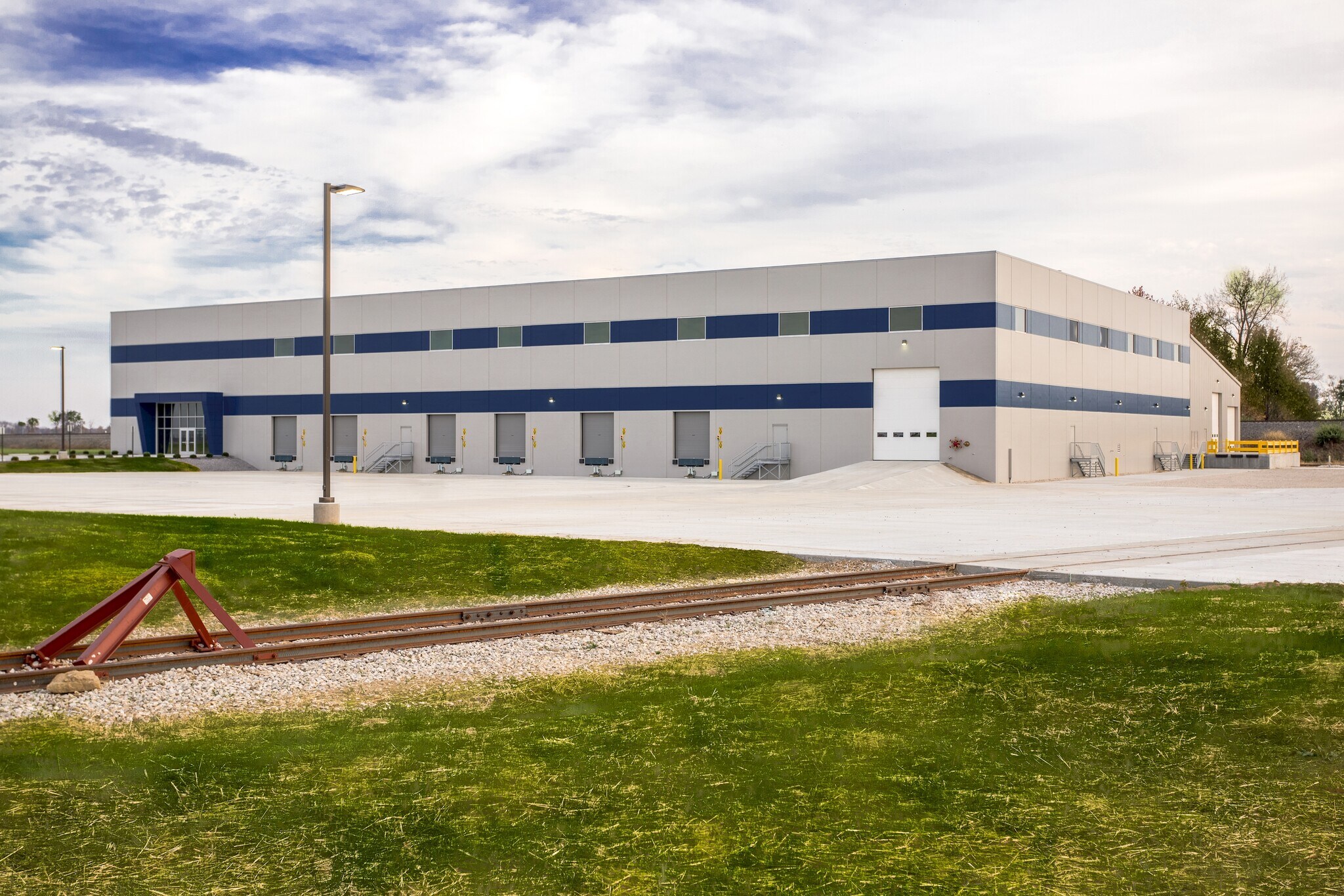 1851 Technology Dr, Washington, IN for sale Building Photo- Image 1 of 1