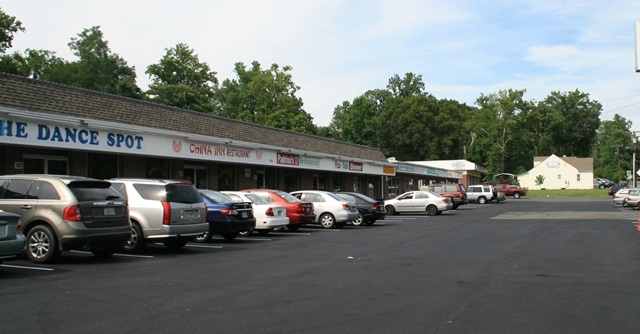 3247-3255 Jefferson Davis Hwy, Stafford, VA for sale - Building Photo - Image 1 of 1