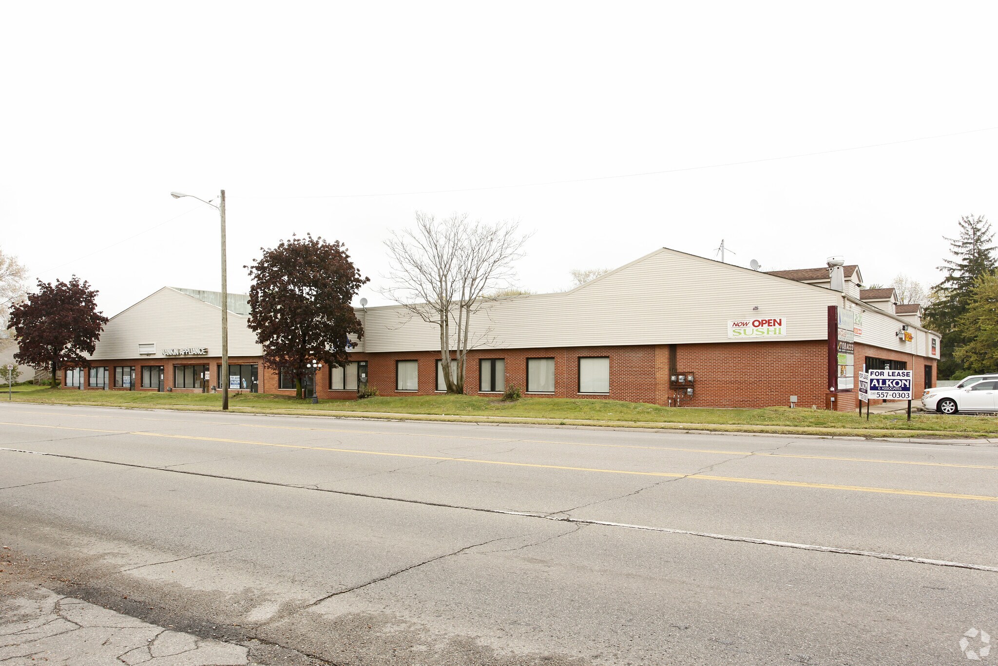 1531-1553 S Wayne Rd, Westland, MI for sale Building Photo- Image 1 of 1