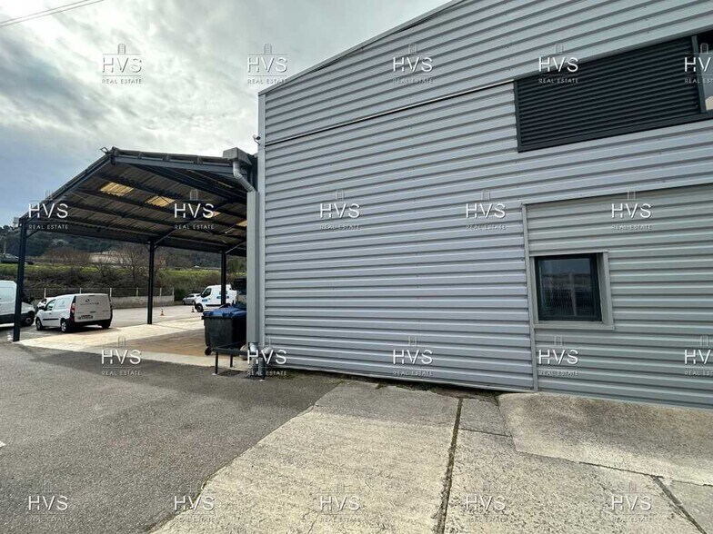 Flex in Bouc-Bel-Air for lease - Building Photo - Image 2 of 4