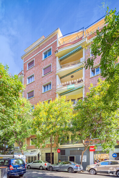 Calle Bretón de los Herreros, 27, Madrid, Madrid for lease - Primary Photo - Image 1 of 1