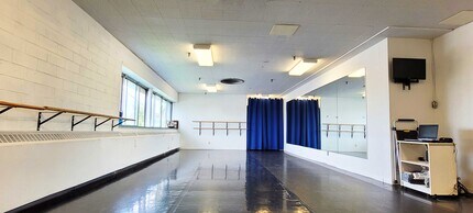 1540-1552 Chatelain Ave, Ottawa, ON for lease Interior Photo- Image 1 of 4