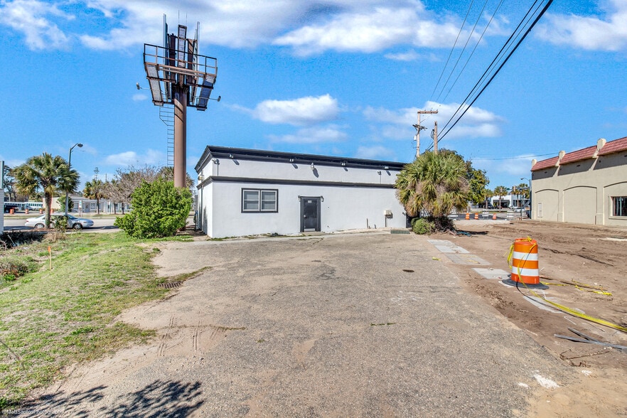 720 Main St, Myrtle Beach, SC for lease - Building Photo - Image 3 of 27