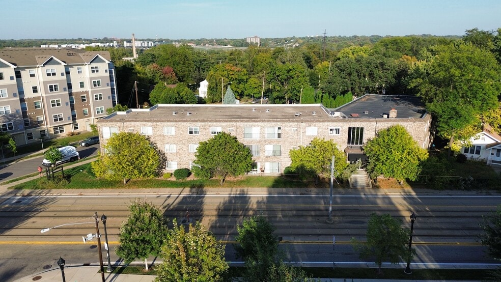 5315 Minnehaha Ave S, Minneapolis, MN for sale - Building Photo - Image 1 of 7