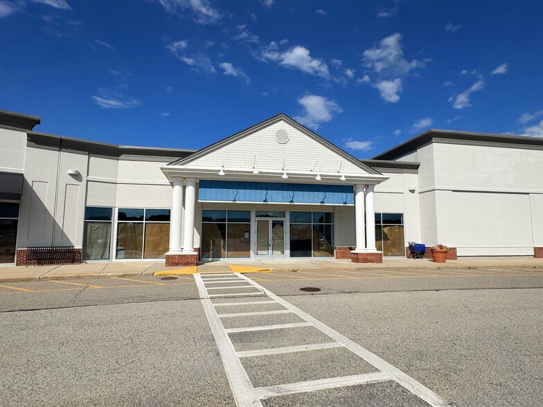 10-105 Long Pond Rd, Plymouth, MA for lease - Building Photo - Image 3 of 13