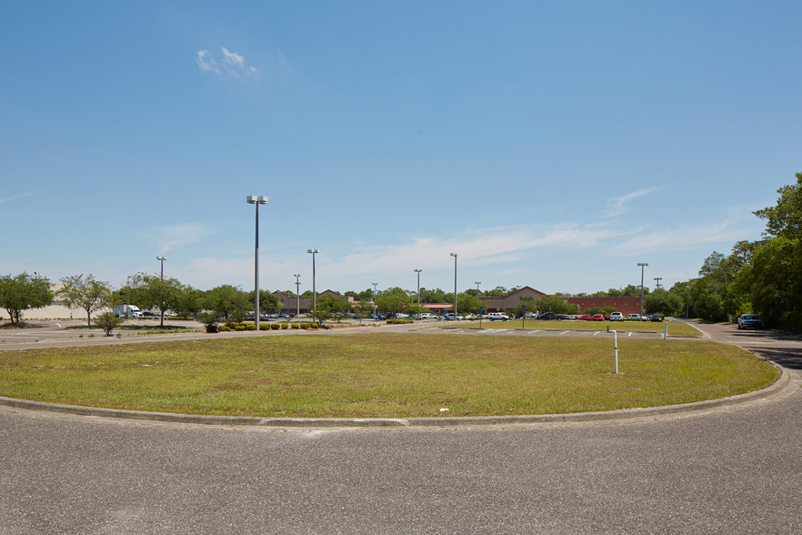 135 Town And Country Rd, Palatka, FL for lease - Other - Image 1 of 3