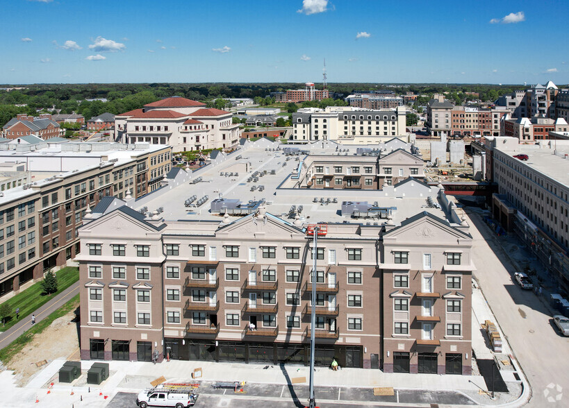 880 Monon Green Blvd, Carmel, IN for lease - Aerial - Image 2 of 11