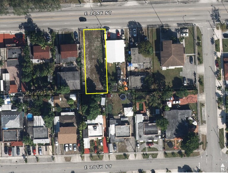 464 E 21st St, Hialeah, FL for sale Primary Photo- Image 1 of 1