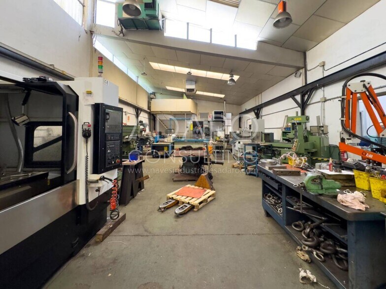 Industrial in Torrejón de Ardoz, Madrid for sale - Interior Photo - Image 2 of 13