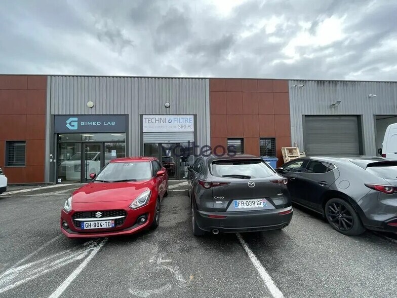 Office in Montrabé for lease - Building Photo - Image 2 of 9