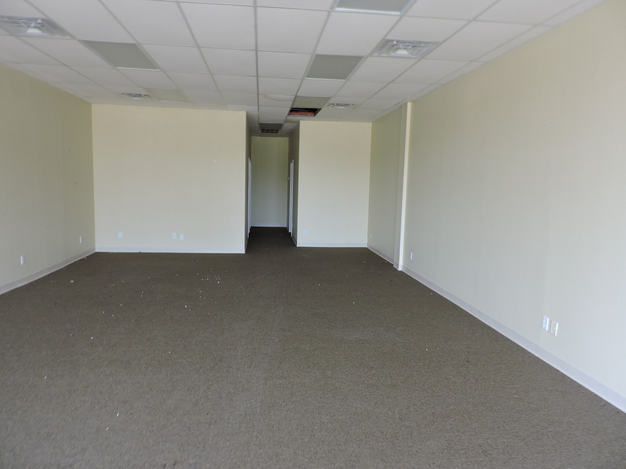 407 W Baker Rd, Baytown, TX for lease Interior Photo- Image 1 of 1