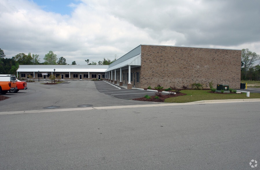 570 Meadow Summit Dr, Sunset Beach, NC for lease - Building Photo - Image 1 of 3