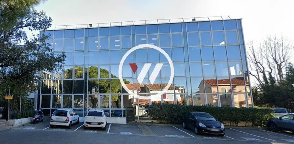 Office in Marseille for lease Building Photo- Image 1 of 2