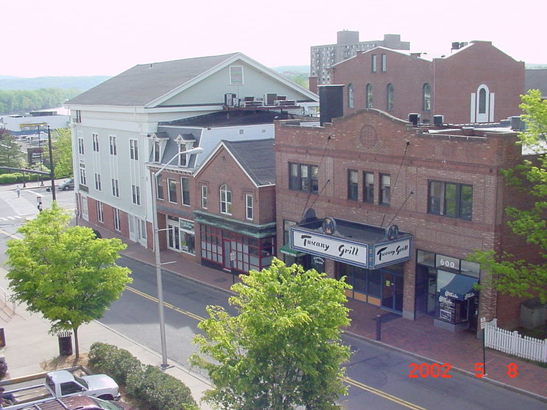 203 Main St, Middletown, CT for lease - Building Photo - Image 3 of 4