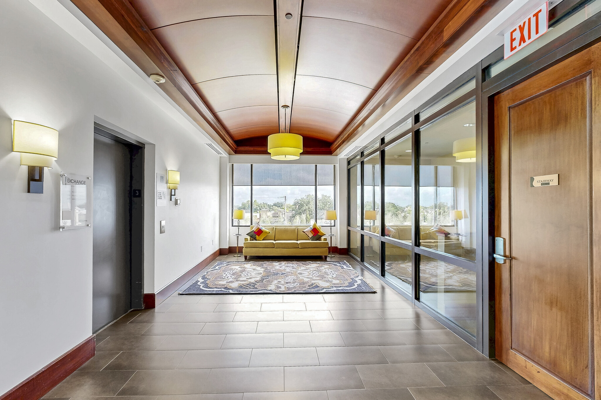 100 W Stuart Ave, Lake Wales, FL for lease Building Photo- Image 1 of 4