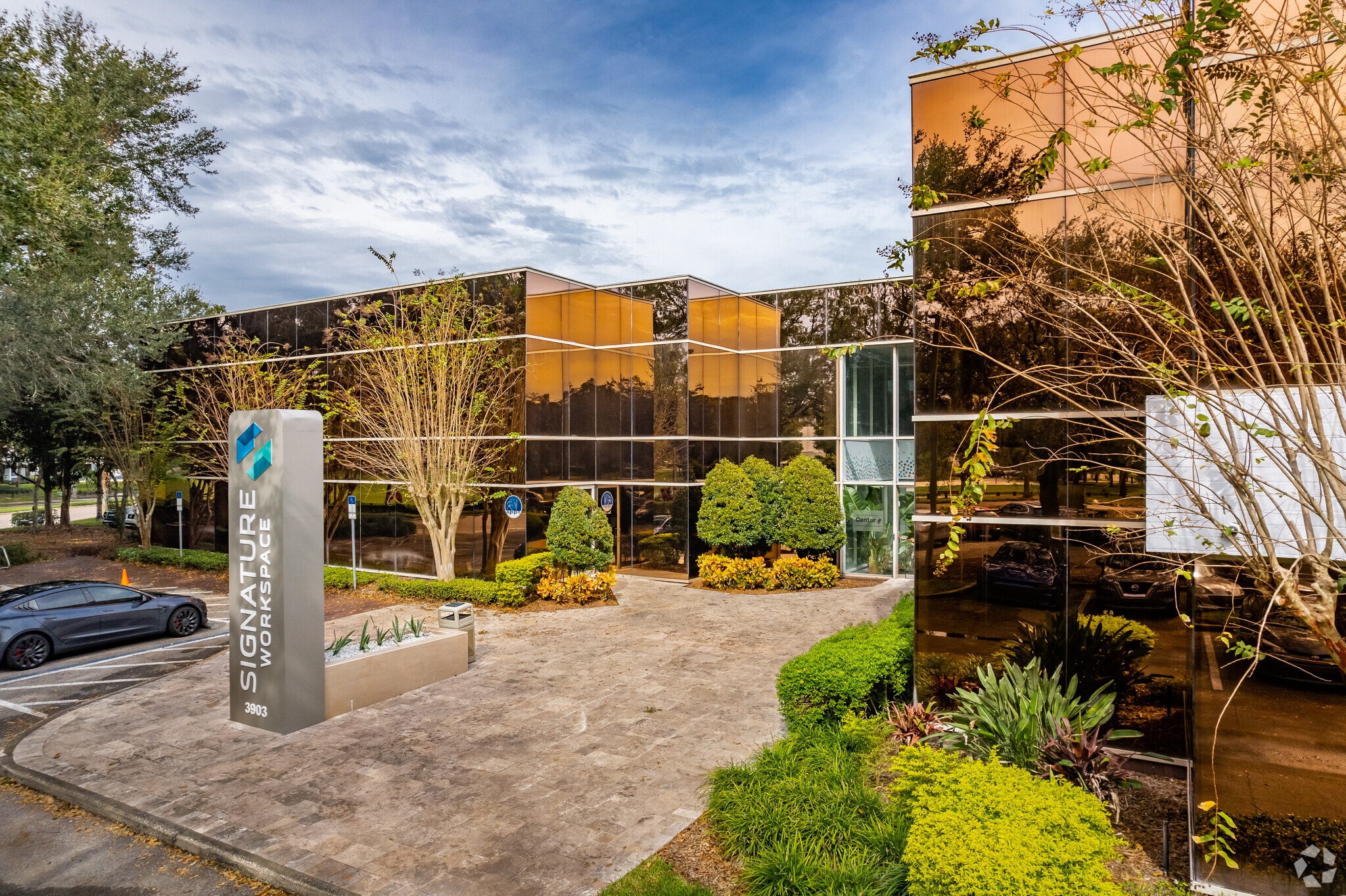 3903 Northdale Blvd, Tampa, FL for lease Primary Photo- Image 1 of 47