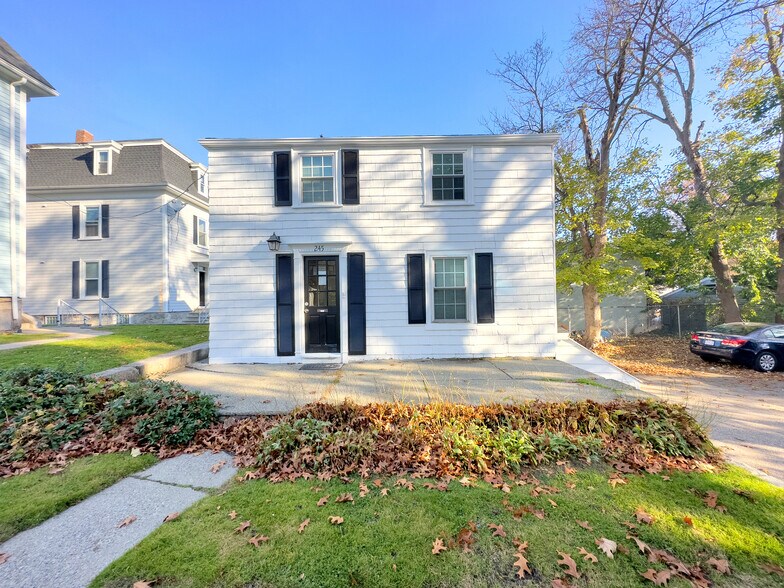 239-245 High St, Fall River, MA for sale - Building Photo - Image 1 of 1