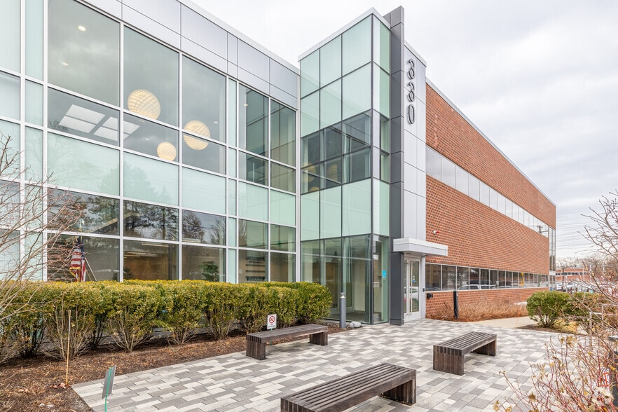 330 Billerica Rd, Chelmsford, MA for lease - Building Photo - Image 3 of 5