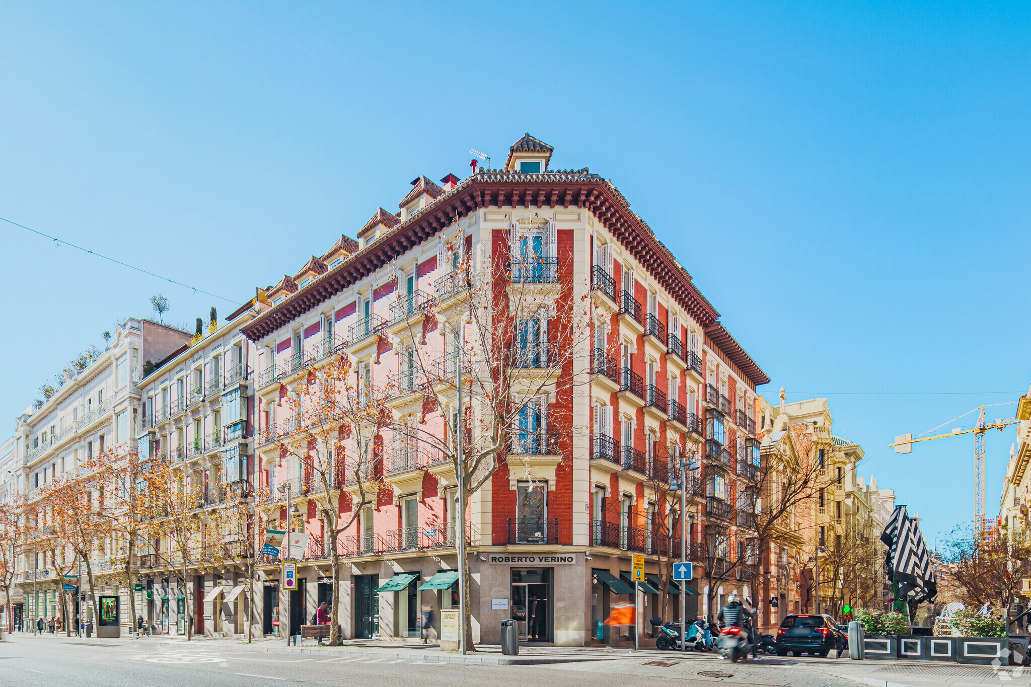 Calle Serrano, 33, Madrid, Madrid for sale Primary Photo- Image 1 of 1