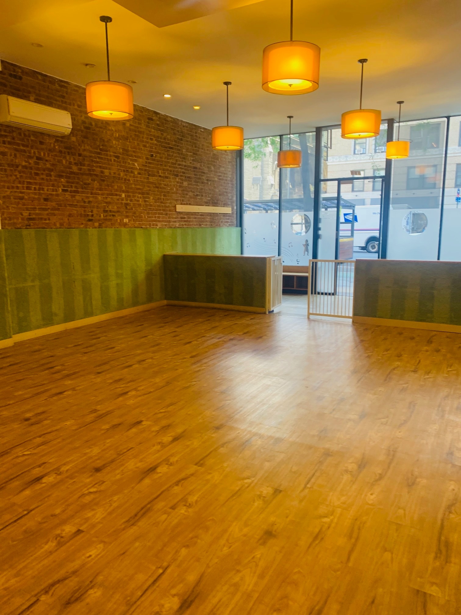 642-654 Amsterdam Ave, New York, NY for lease Interior Photo- Image 1 of 4