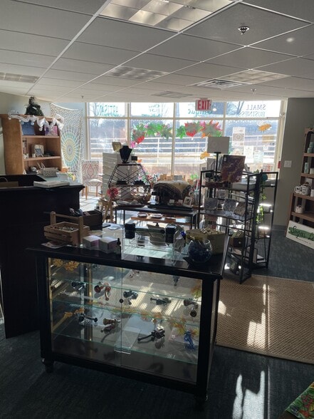 122 College St, Middletown, CT for lease - Building Photo - Image 2 of 2