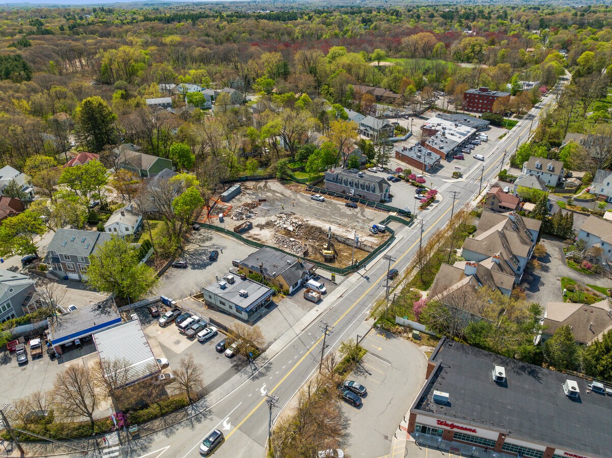 11001102 Beacon St, Newton, MA 02461