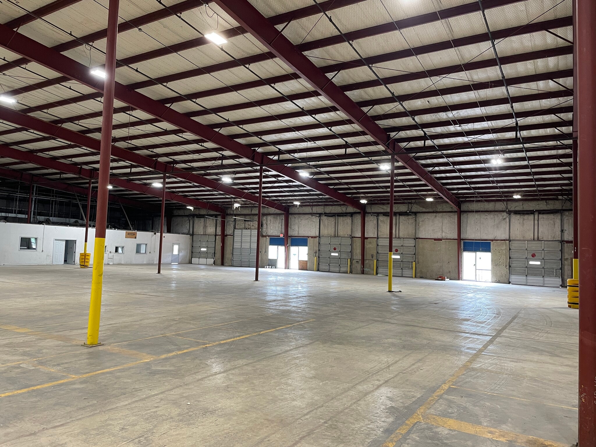 1900 W 65th St, Little Rock, AR for lease Interior Photo- Image 1 of 11