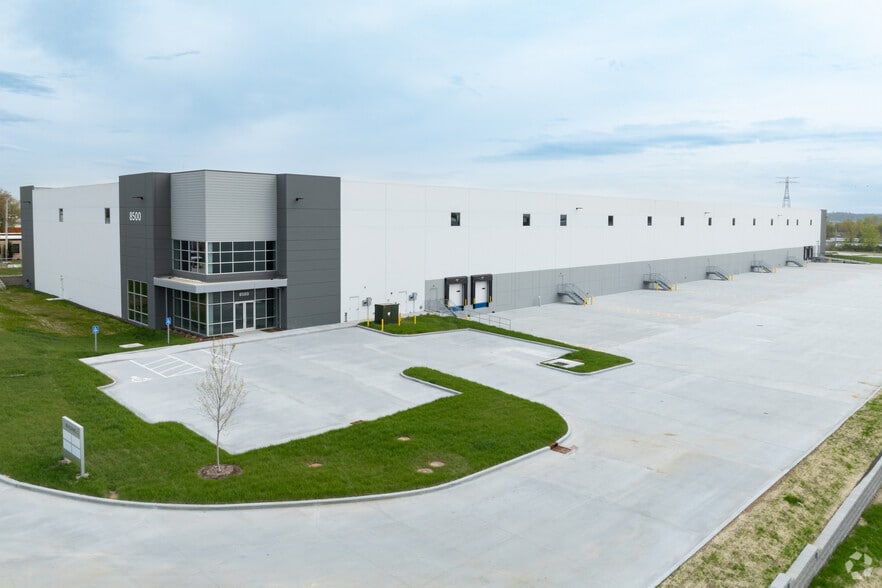 8500 Reilly Ave, Saint Louis, MO for lease - Building Photo - Image 3 of 14
