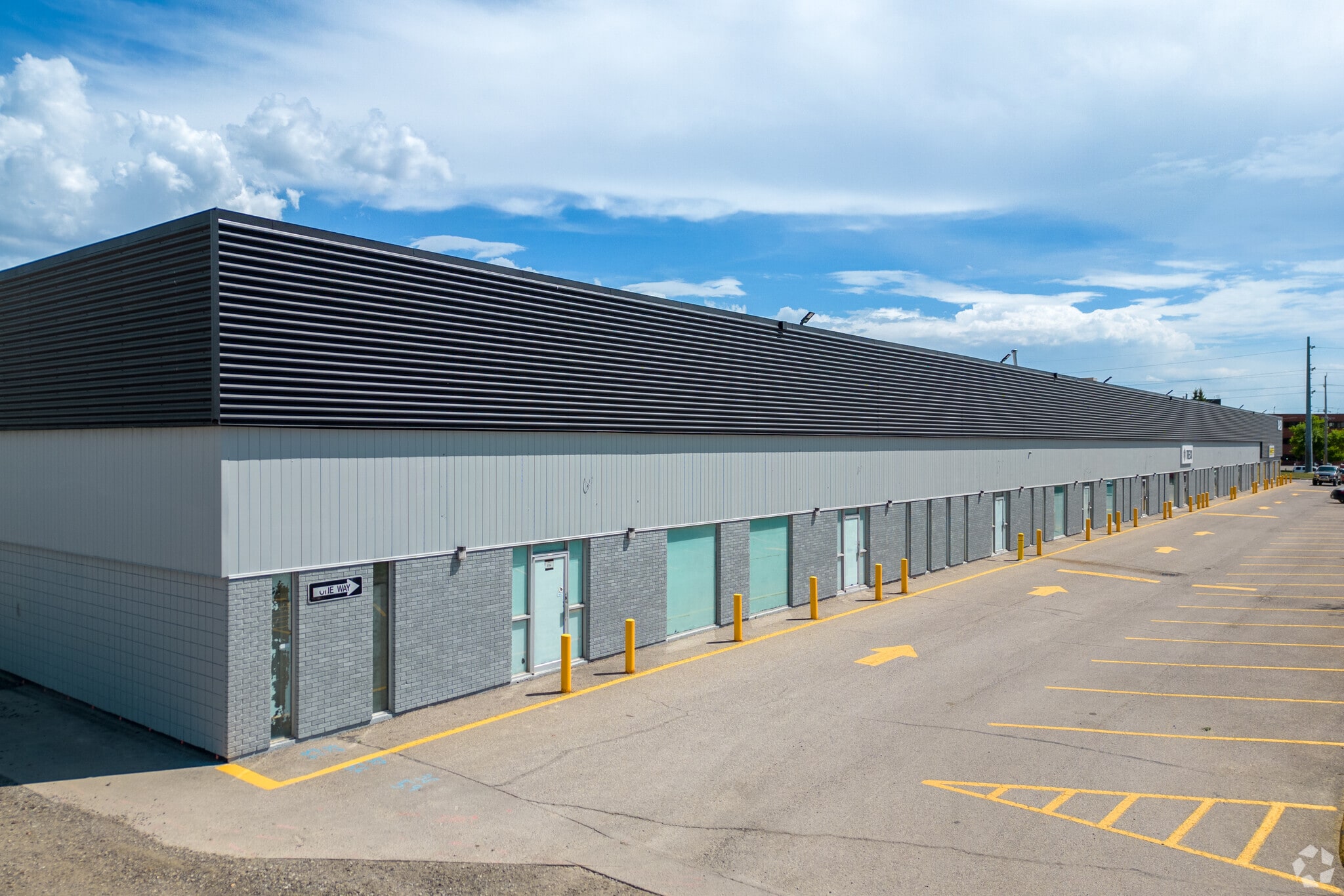 3420 12th St NE, Calgary, AB for lease Building Photo- Image 1 of 8