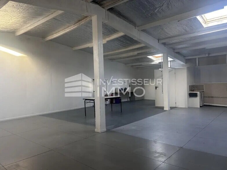 Retail in Bresles for lease - Interior Photo - Image 1 of 6