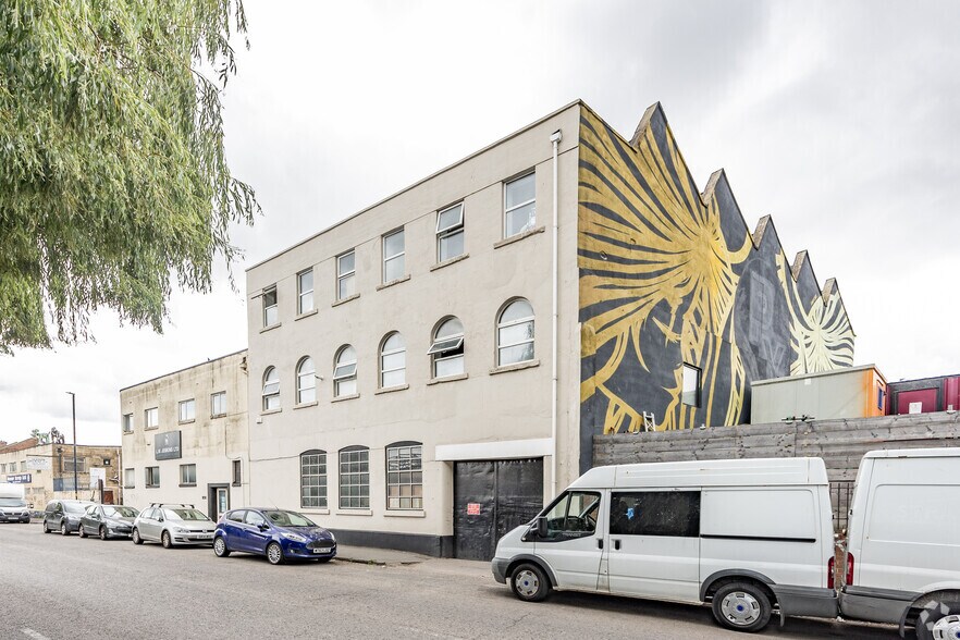 47-57 Feeder Rd, Bristol for sale - Building Photo - Image 2 of 4