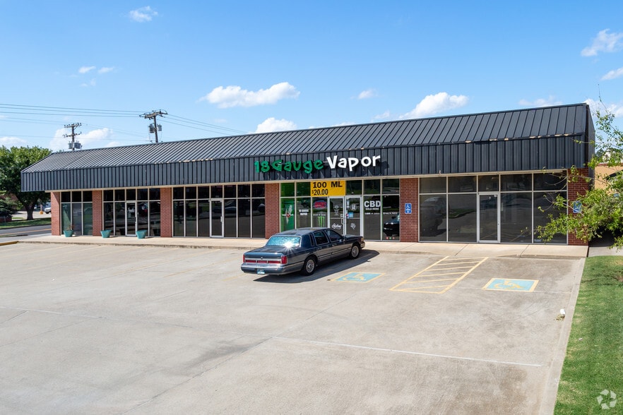 435-447 SW 89th St, Oklahoma City, OK for lease - Primary Photo - Image 2 of 7