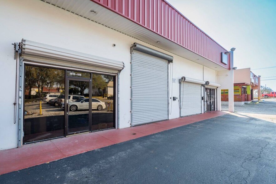 1810 S Parsons Ave, Seffner, FL 33584 Flex for Lease