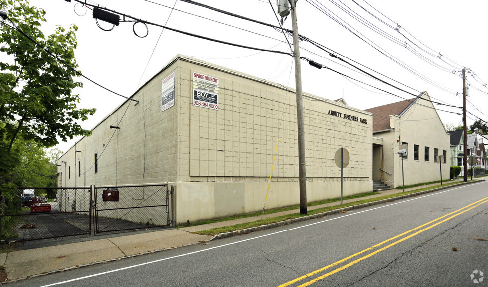 35-37 Abbett Ave, Morristown, NJ for lease - Building Photo - Image 1 of 6