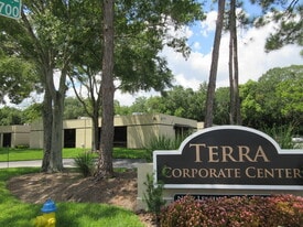 Terra Corporate Center-Bldg C - Pub