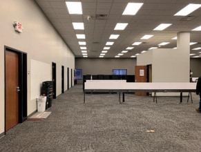 1920-1970 S Calhoun Rd, New Berlin, WI for lease Interior Photo- Image 1 of 5