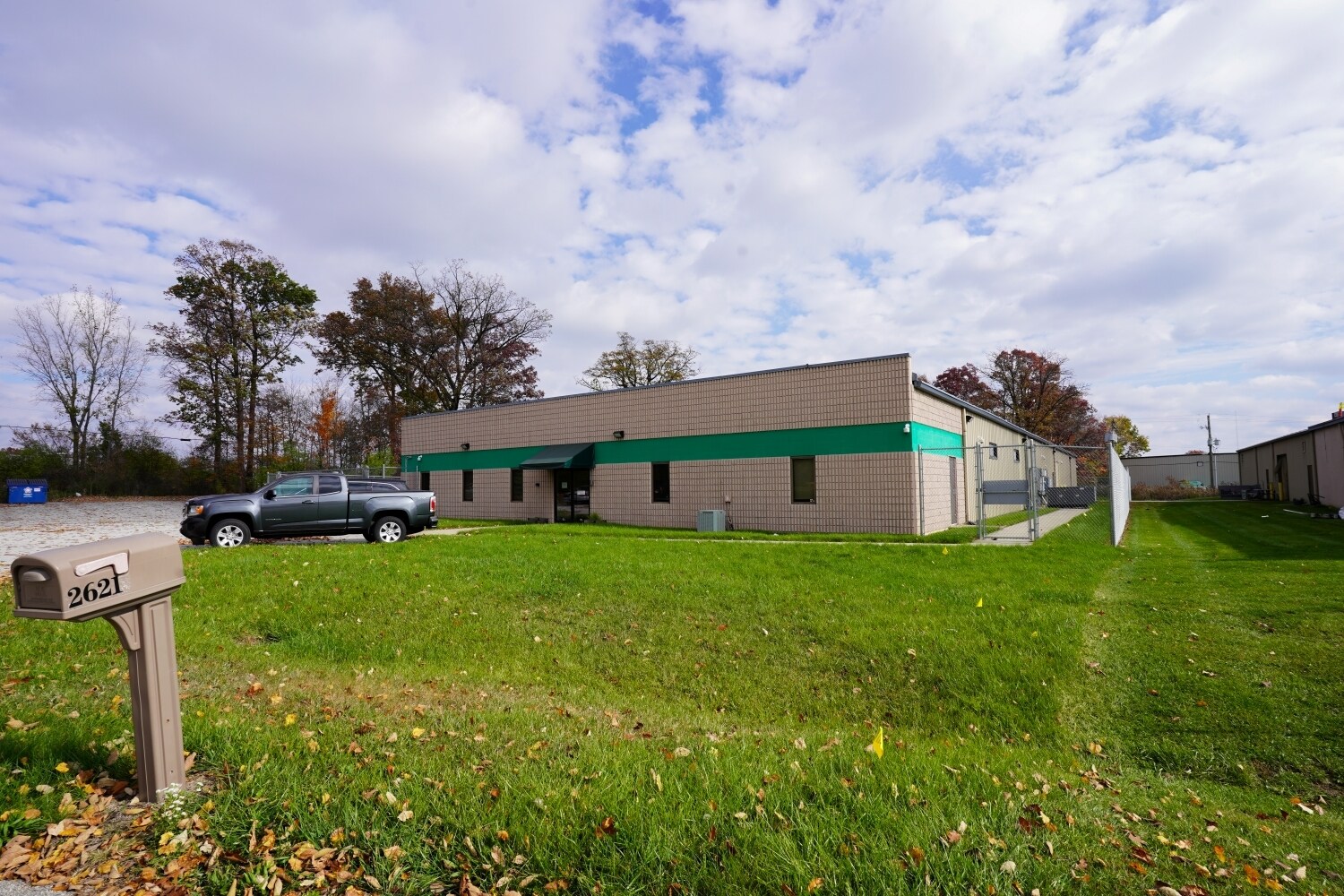 2621 Corrinado Ct, Fort Wayne, IN for sale Primary Photo- Image 1 of 1