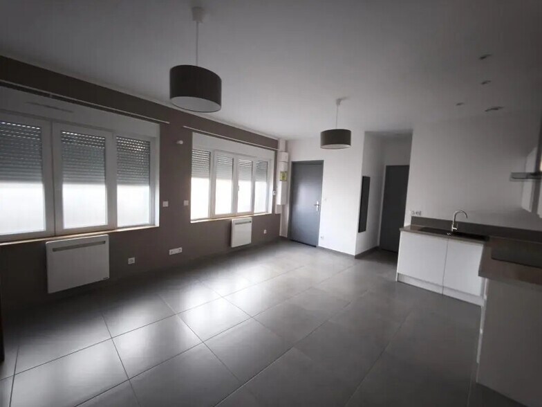 Office in Comines for sale - Interior Photo - Image 2 of 4