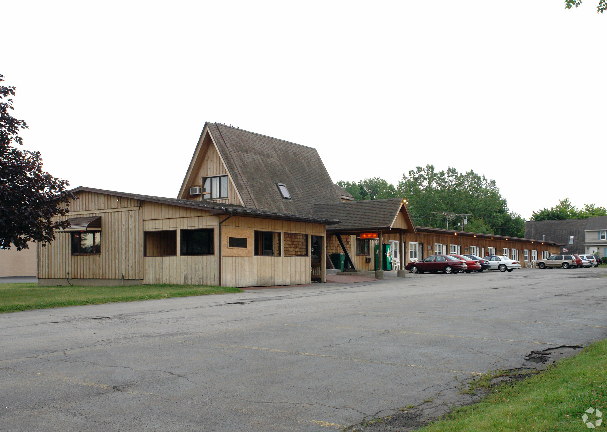 1750 Empire Blvd, Webster, NY for sale Primary Photo- Image 1 of 3