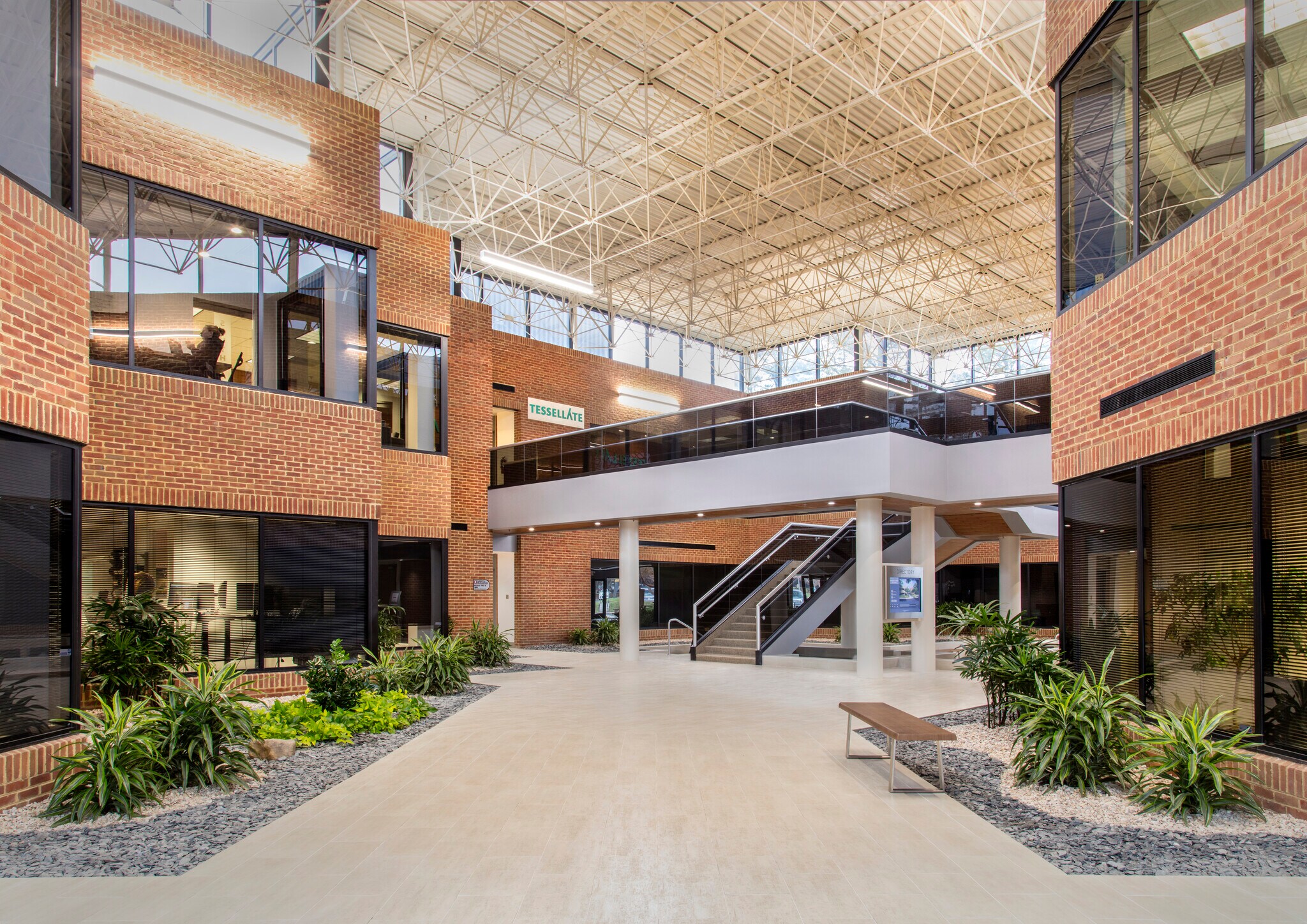 4121 Cox Rd, Glen Allen, VA for lease Lobby- Image 1 of 2