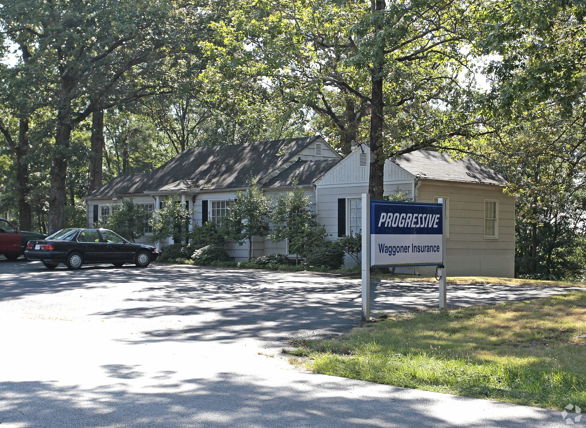 2351 Benson Poole Rd, Smyrna, GA for sale Primary Photo- Image 1 of 1