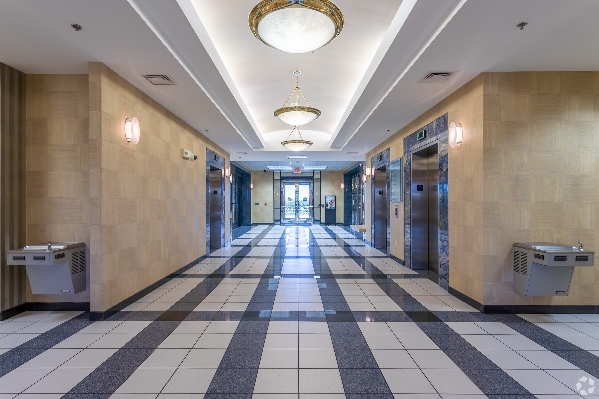 3333 Pinnacle Hills Pky, Rogers, AR 72758 Parkway Tower