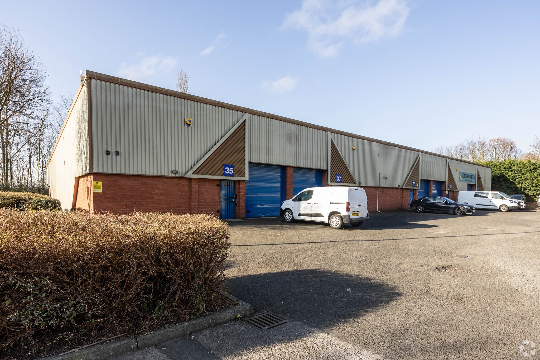 Invincible Dr, Newcastle Upon Tyne for lease Primary Photo- Image 1 of 3