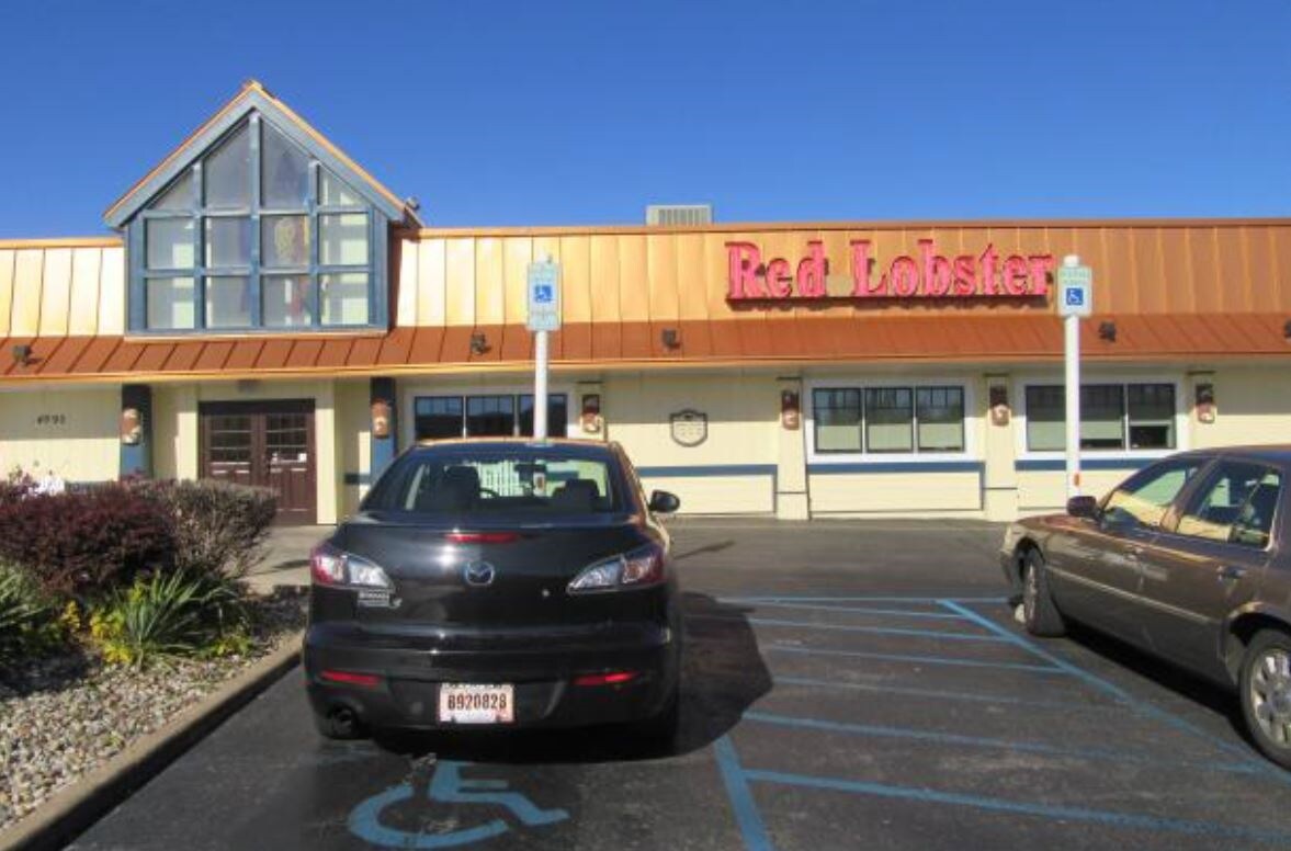 4990 Monroe St, Toledo, OH for sale Primary Photo- Image 1 of 1