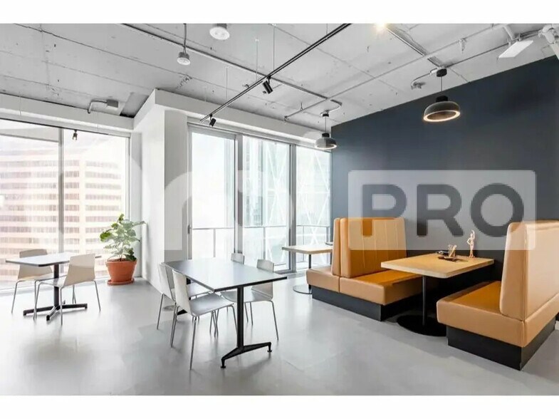 16 Cours Du Danube, Serris for lease - Building Photo - Image 3 of 43