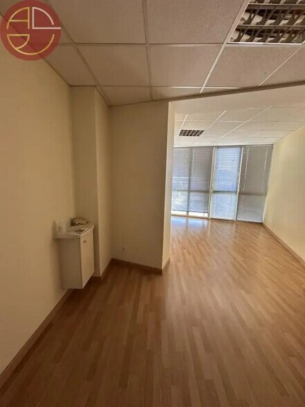 Office in Toulouse for sale - Interior Photo - Image 3 of 9