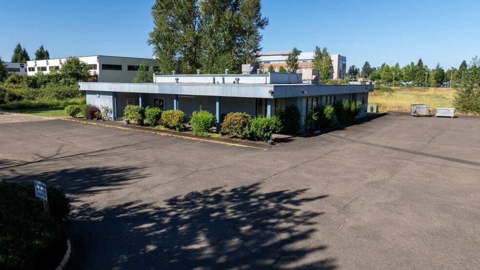 276 Warner Milne Rd, Oregon City, OR for sale - Building Photo - Image 2 of 7